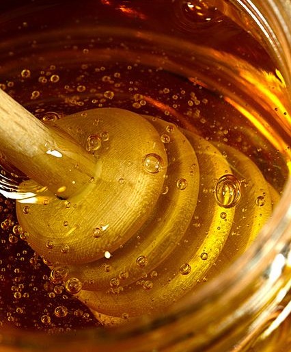 عسل طبیعی فوراور از گیاهان دارویی